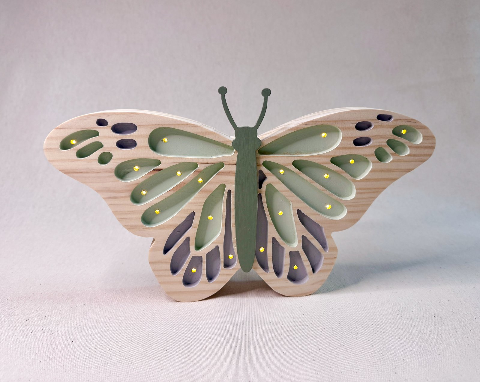 IMG_1771 Lámpara Mariposa de Madera