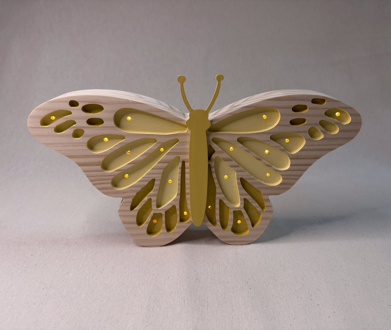 IMG_1772 Lámpara Mariposa de Madera